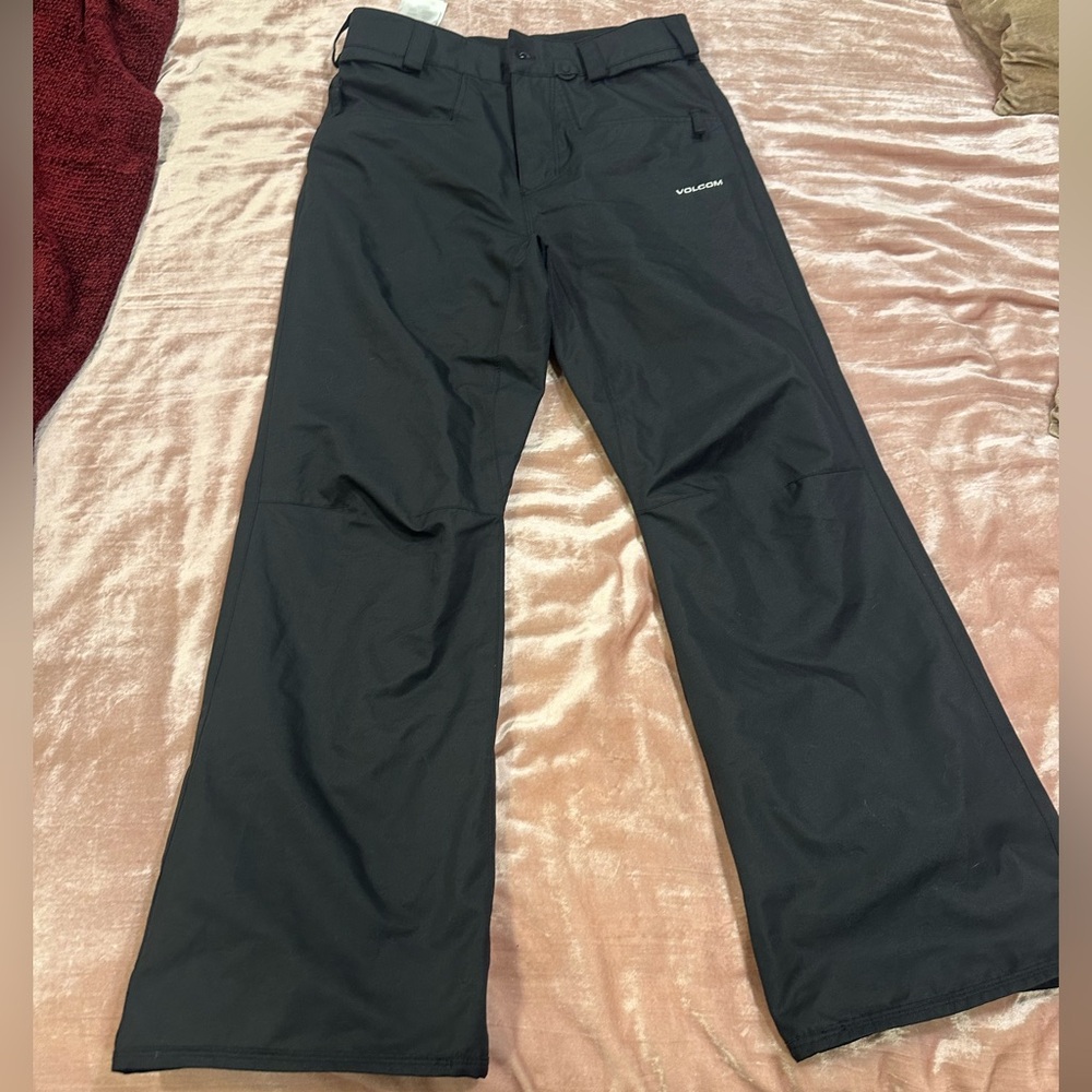 Volcom Charcoal Performance Snow Gear
